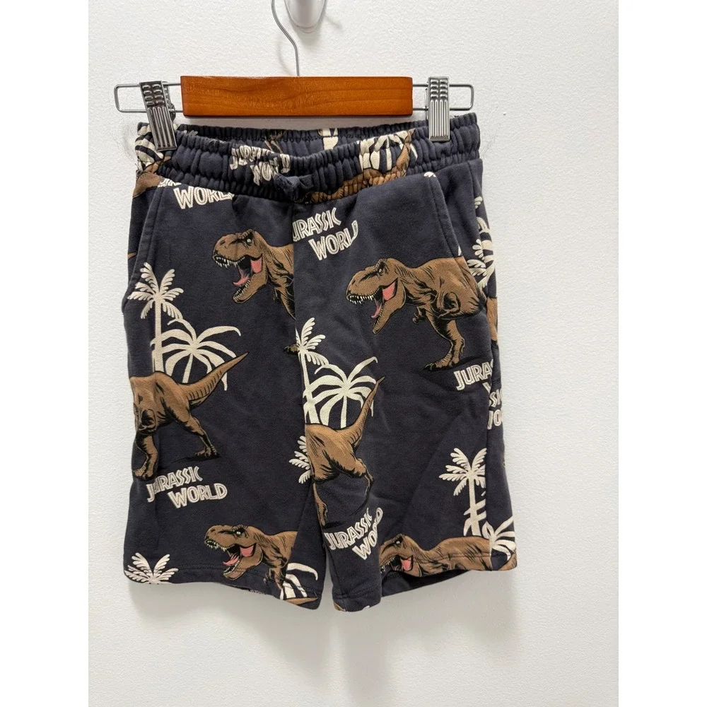 HM Jurassic World Kids T-Rex Dinosaur T-Shirt and Shorts Set Gray Size 7-8Y